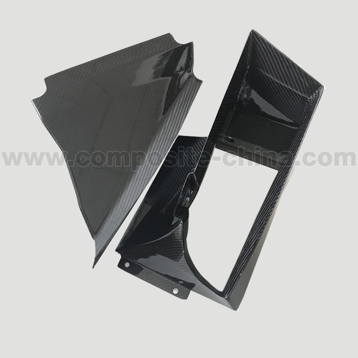 Phụ tùng ô tô bằng sợi carbon